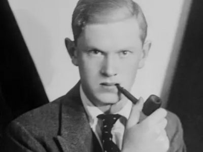 Evelyn Waugh Biography
