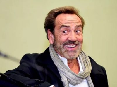 Robert Lindsay