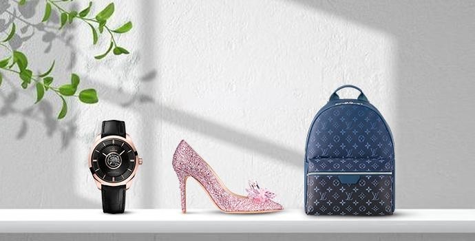 Exquisite Luxury Fashion Accessories