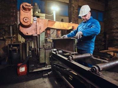 How Surface Grinding Machine Improve Manufacturing Process