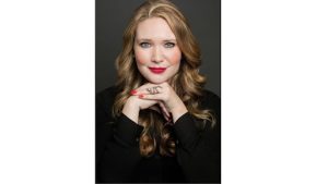 Sarah J. Maas