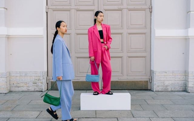 Exploring Longchamp's Iconic Ladies' Handbags