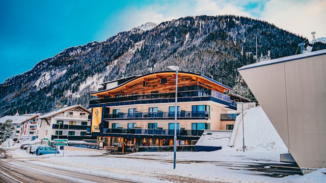 Most Luxurious Ski Trip