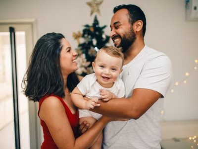 When do Brits start to embrace the Christmas cheer