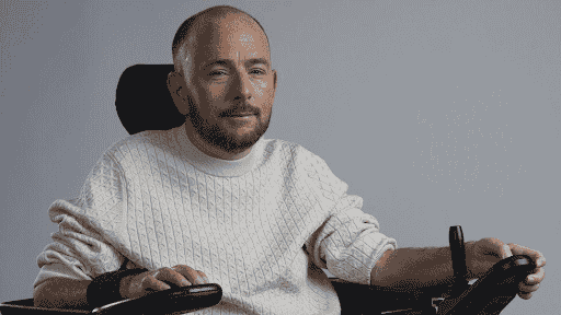 David Holmes Net Worth and Lifestyle