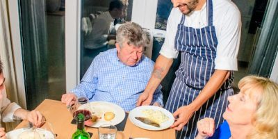 How UK Business Retreats Benefit From Private Chef Services