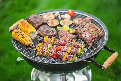 Why Charcoal Makes Food Taste Better 